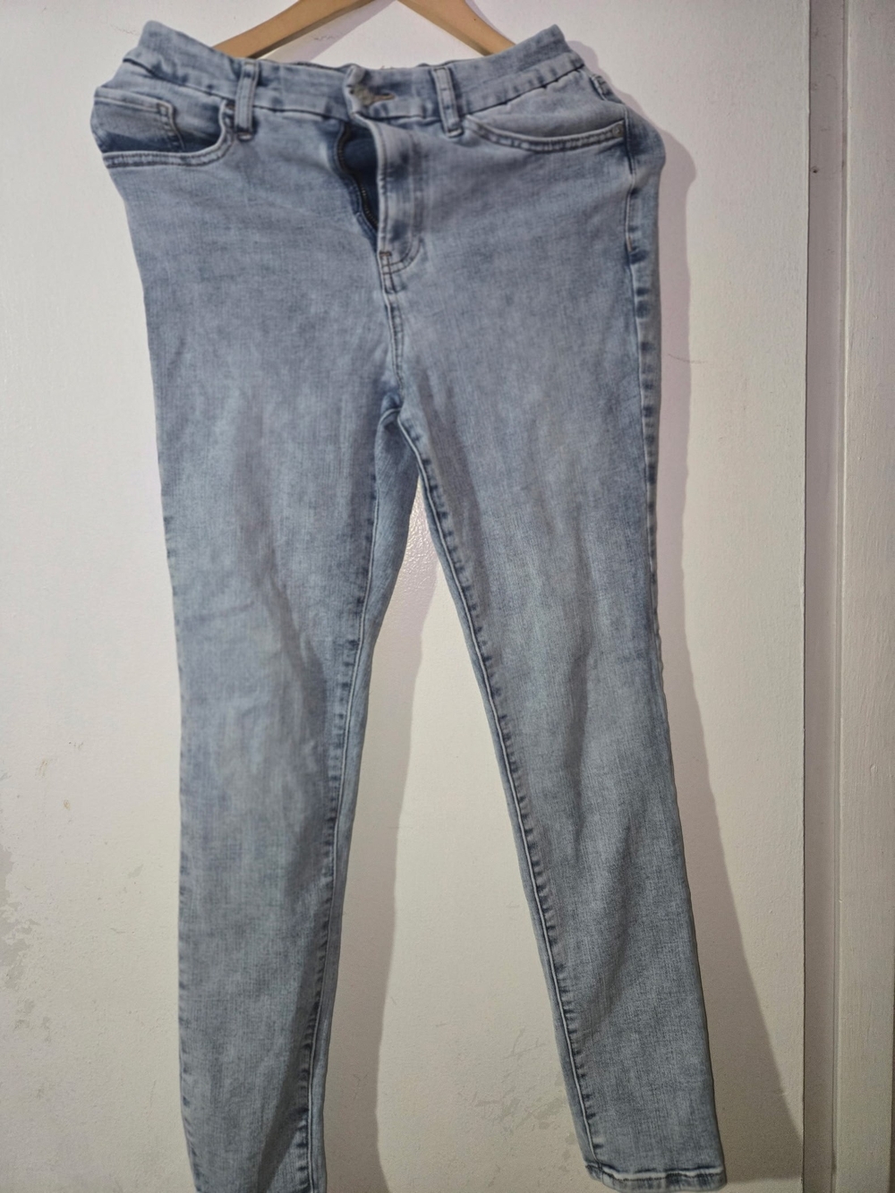 Express Light Wash Women's Skinny Jeans